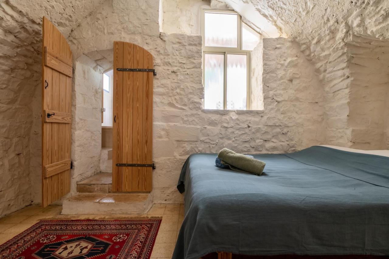 הבית בסמטת תל אביב Villa Rosh Pinna Bagian luar foto